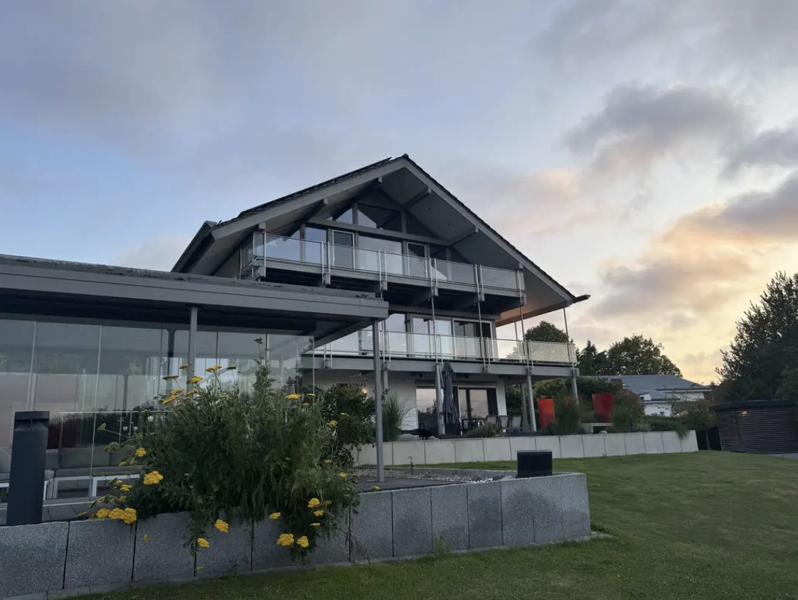 Exklusives Fachwerkhaus in Hanglage mit Weitblick über die Holsteinische Schweiz